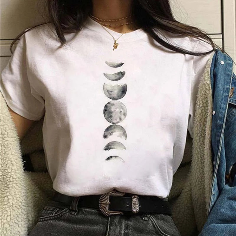 Retro T-Shirt com Designs de Lua para Mulher | Perfeito para a primavera/verão